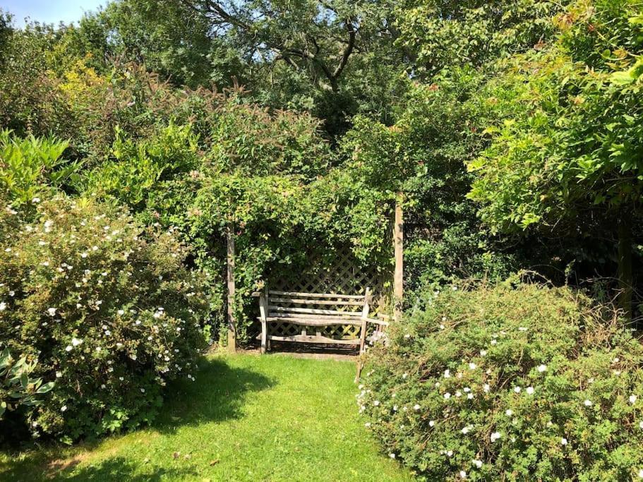 St Anthony'S, Bright Perkily Decorated 3 Bedroom House Ampleforth Eksteriør billede