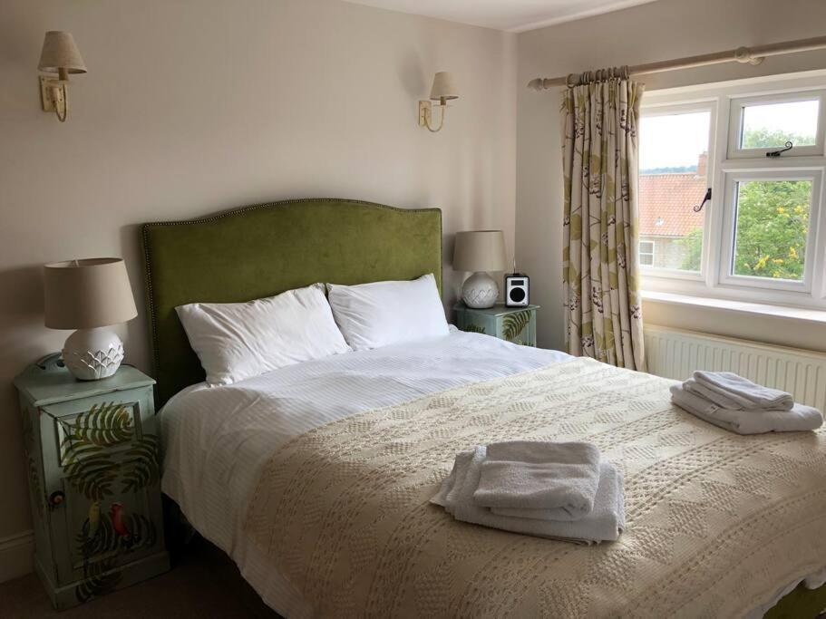 St Anthony'S, Bright Perkily Decorated 3 Bedroom House Ampleforth Eksteriør billede